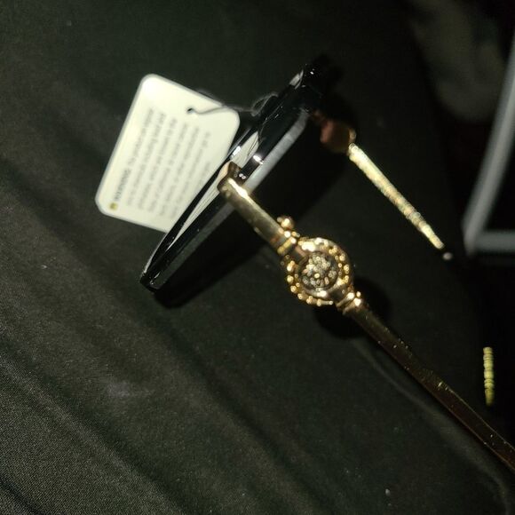 Kleo UV Protection Fashion Sunglasses - Picture 4 of 8